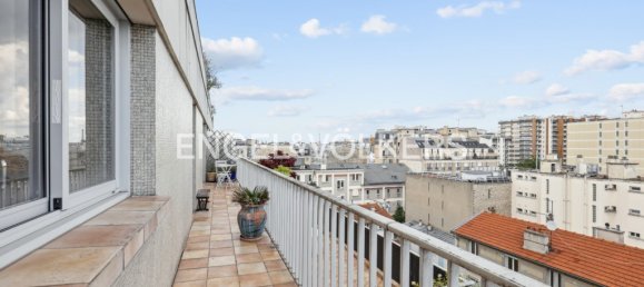 2 bedrooms Duplex in Paris, France No. 187176 6