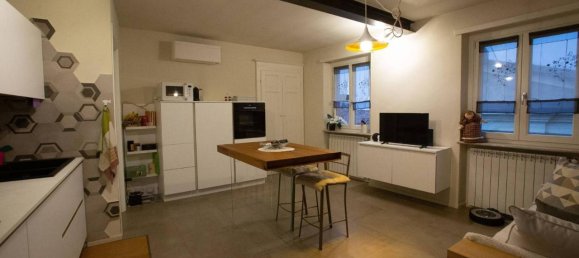 2 rooms Duplex in Ivrea, Italy No. 38051 3