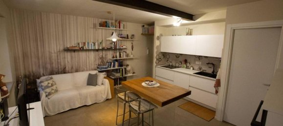 2 rooms Duplex in Ivrea, Italy No. 38051 4