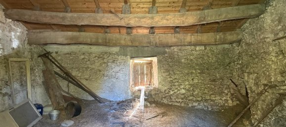 Коммерческая недвижимость 175м² в Сант Эуфемия а Маелла, Италия № 319006 16