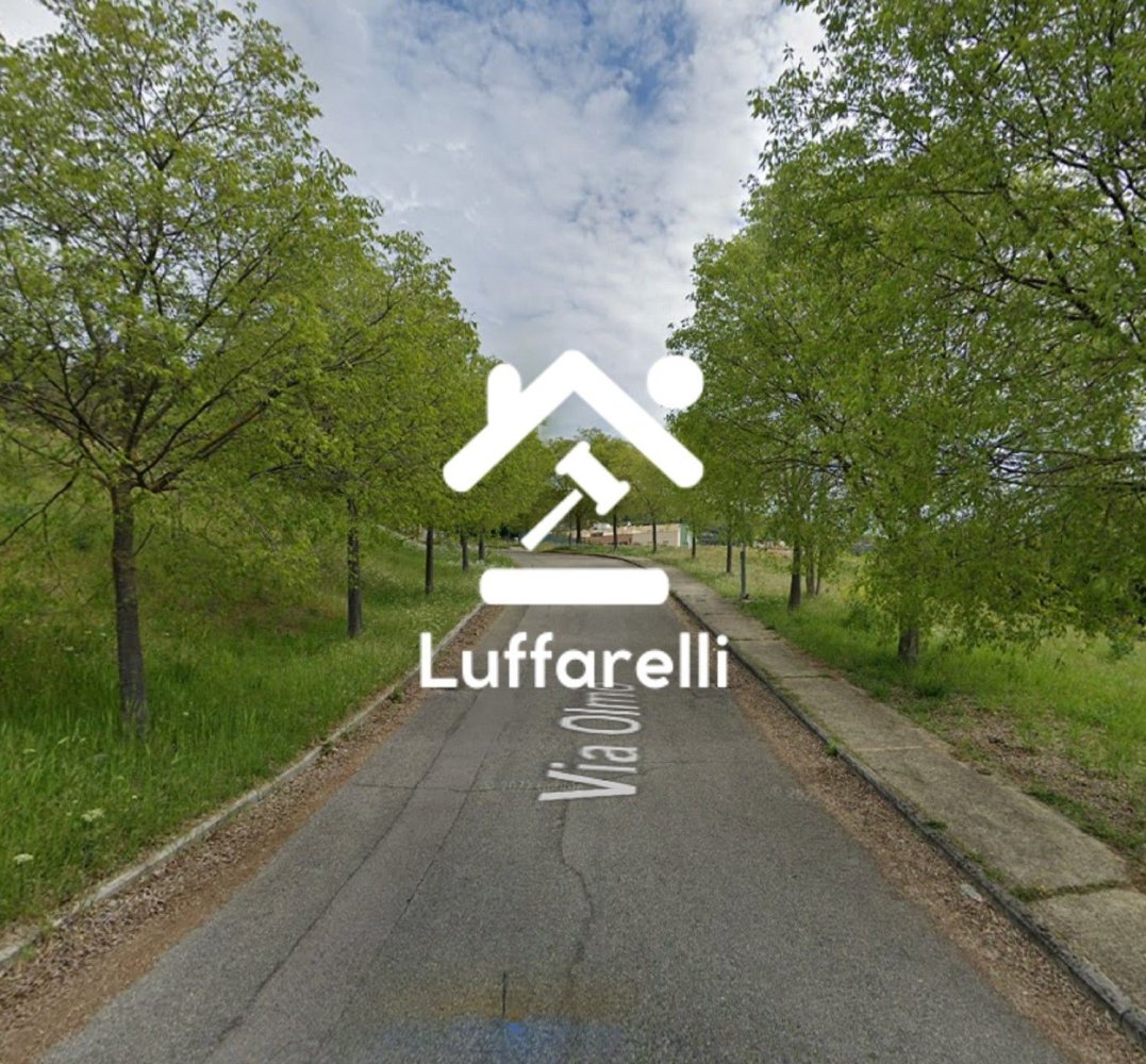 85m² Office in Perugia, Italy No. 42076