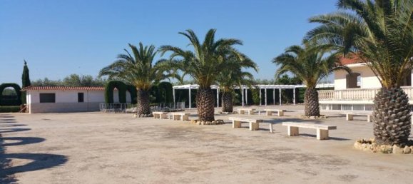 5 rooms Commercial property in Bitonto, Italy No. 254379 2