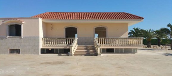 5 rooms Commercial property in Bitonto, Italy No. 254379 5