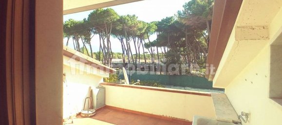 4 rooms Building in Massa, Italy No. 163766 2