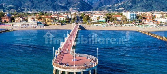 4 rooms Building in Massa, Italy No. 163766 26