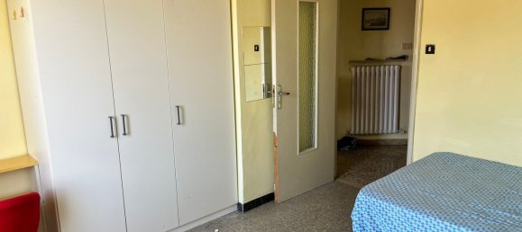 5 rooms Apartment in Pesaro, Italy No. 270312 10
