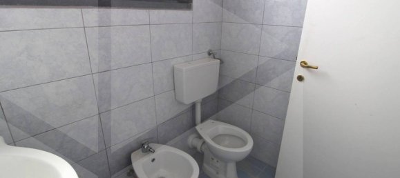 1غرفة مكتب في Bientina, Italy رقم 27962 8