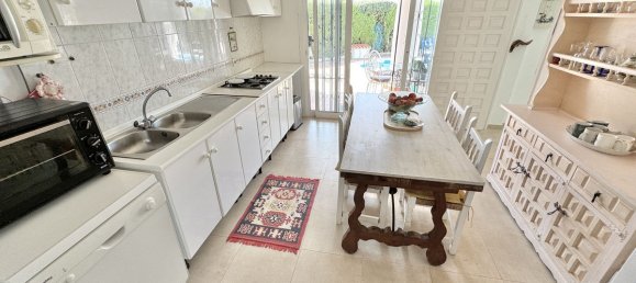 4 bedrooms Villa in Mijas, Spain No. 30378 9