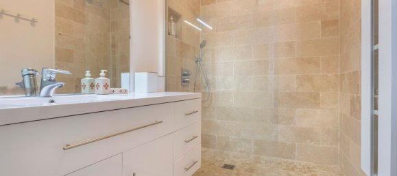 Квартира с 4 спальнями в Версаль, Франция № 132850 8