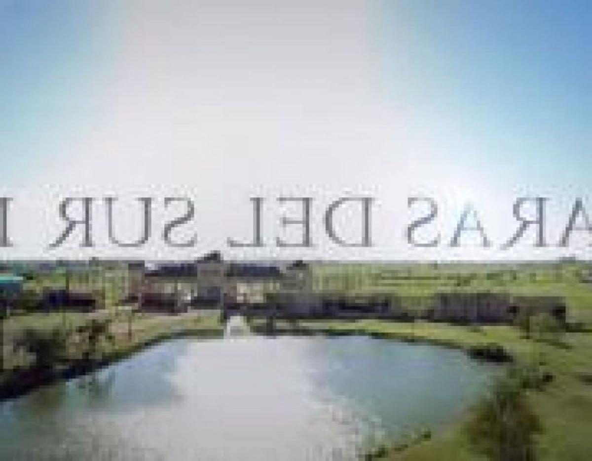  Land in Berazategui, Argentina No. 115013