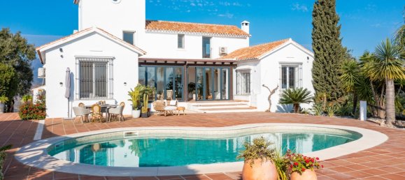 5 bedrooms Villa in Marbella, Spain No. 57110 37