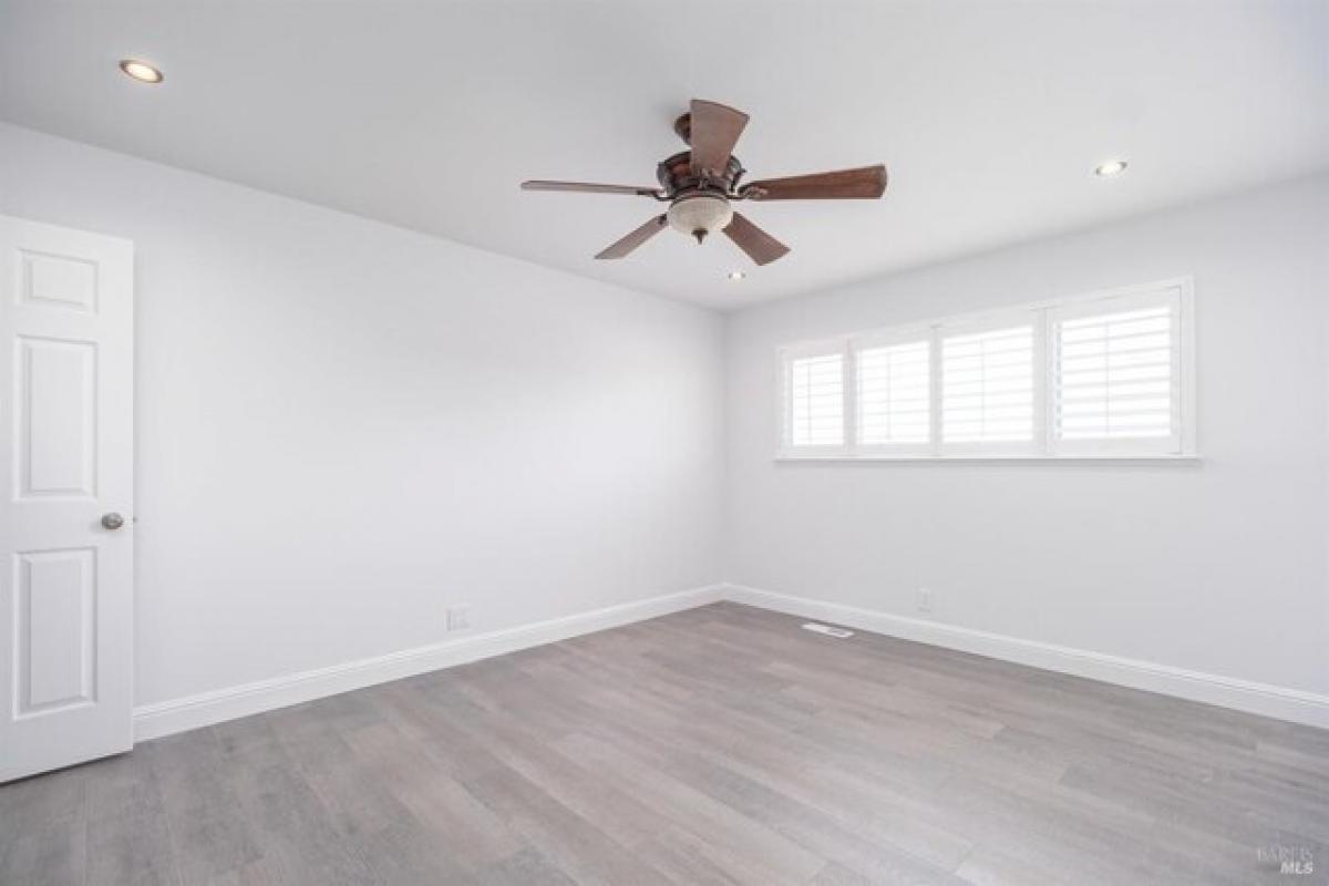 5 bedrooms House in Novato, USA No. 382561