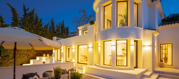 5 bedrooms Villa in Marbella, Spain No. 27297 25
