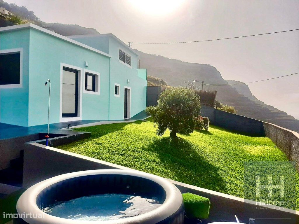 1 bedroom House in Porto Moniz, Portugal No. 206989