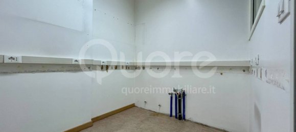 Apartamento de 7 habitaciónes en Udine, Italy No. 260952 16