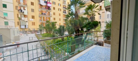 4-salle Appartement à San Giorgio a Cremano, Italy No. 18607 19