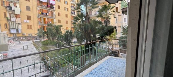 4-salle Appartement à San Giorgio a Cremano, Italy No. 18607 40