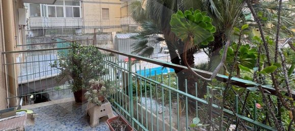 4-salle Appartement à San Giorgio a Cremano, Italy No. 18607 31