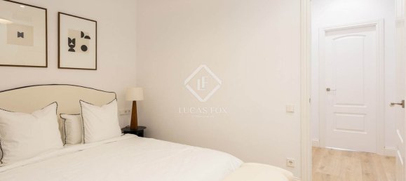 3 bedrooms Apartment in Ciutat Vella, Spain No. 148491 4