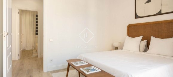 3 bedrooms Apartment in Ciutat Vella, Spain No. 148491 18