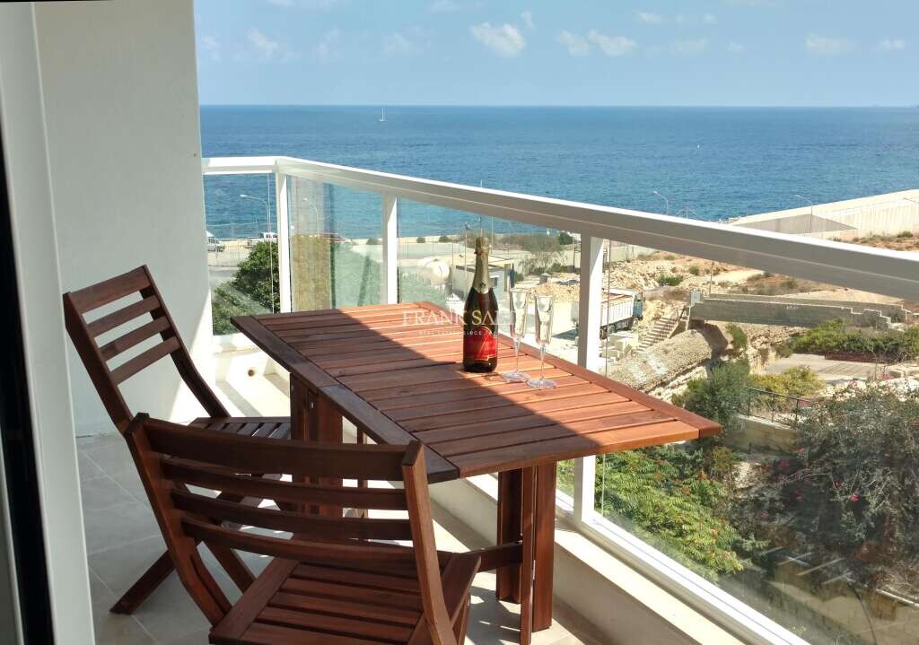 Apartamento de 2 dormitorios en Sliema, Malta No. 3925