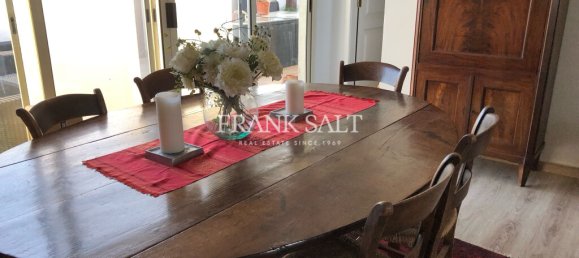 2 bedrooms Penthouse in Saint Julian's, Malta No. 11441 3