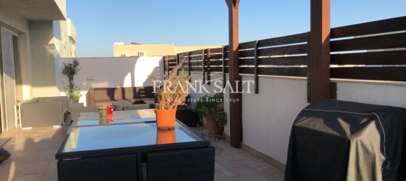 2 bedrooms Penthouse in Saint Julian's, Malta No. 11441 4