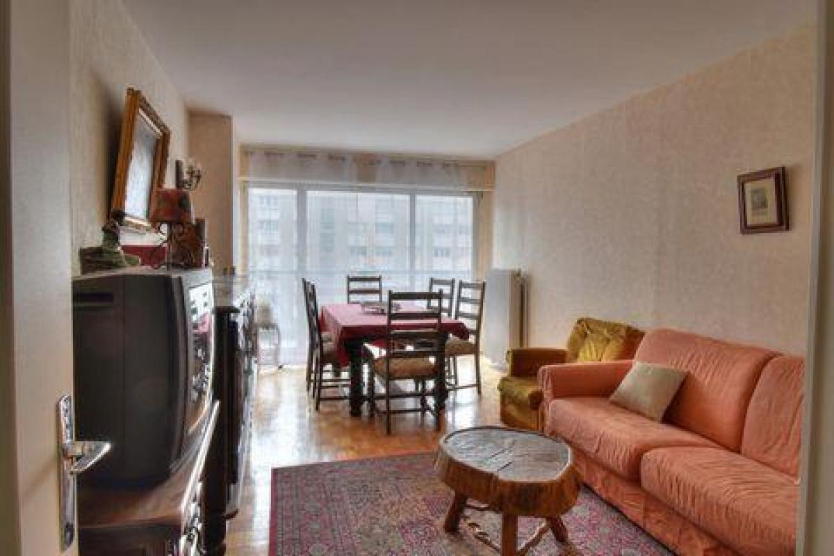 Apartamento com 3 quartos em condomínio em Villeurbanne, France N.º 30732