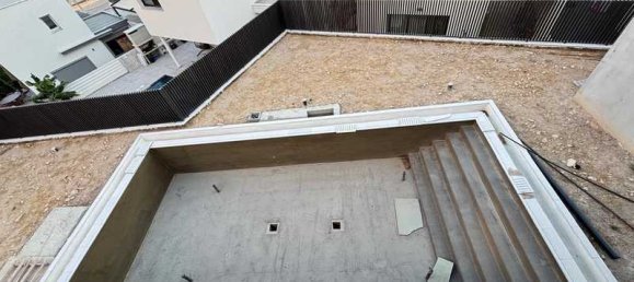 4 bedrooms House in Agios Athanasios, Cyprus No. 15609 10