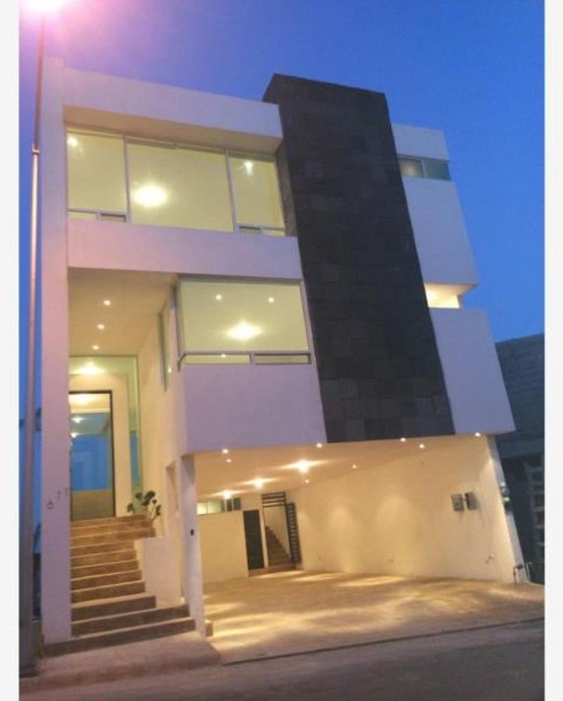 Дом с 4 спальнями в Нуэво Леон, Мексика № 156666