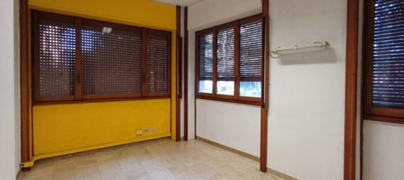 Bureau à Milan, Italy 320m² No. 240944 12