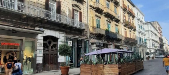 3 rooms Apartment in Taranto, Italy No. 71204 5