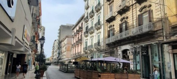 3 rooms Apartment in Taranto, Italy No. 71204 3