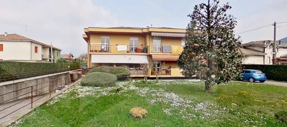 3 rooms Apartment in Carobbio degli Angeli, Italy No. 33594 15