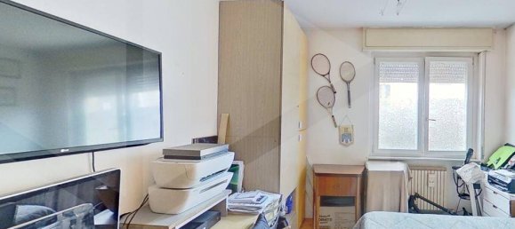 3 rooms Apartment in Carobbio degli Angeli, Italy No. 33594 7