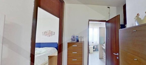 3 rooms Apartment in Carobbio degli Angeli, Italy No. 33594 35