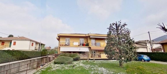 3 rooms Apartment in Carobbio degli Angeli, Italy No. 33594 16