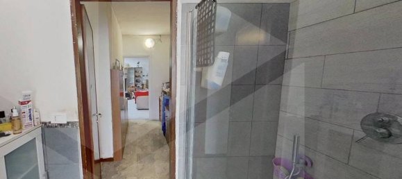 3 rooms Apartment in Carobbio degli Angeli, Italy No. 33594 2