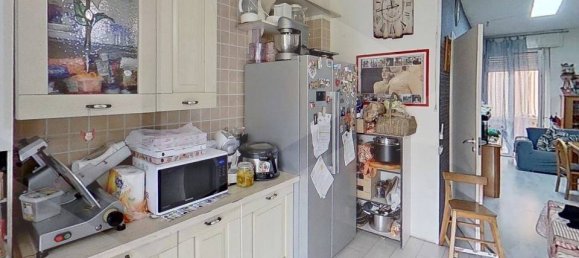 3 rooms Apartment in Carobbio degli Angeli, Italy No. 33594 24