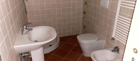 2 rooms Apartment in Ferrara, Italy No. 25059 19