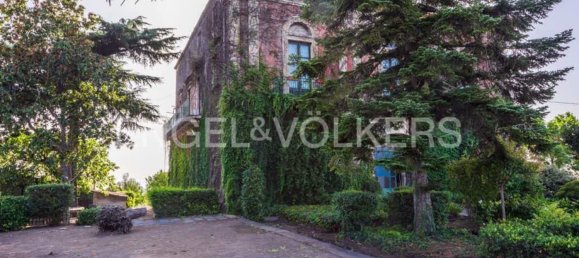 Вилла с 6 спальнями в Виагранде, Италия № 104715 17