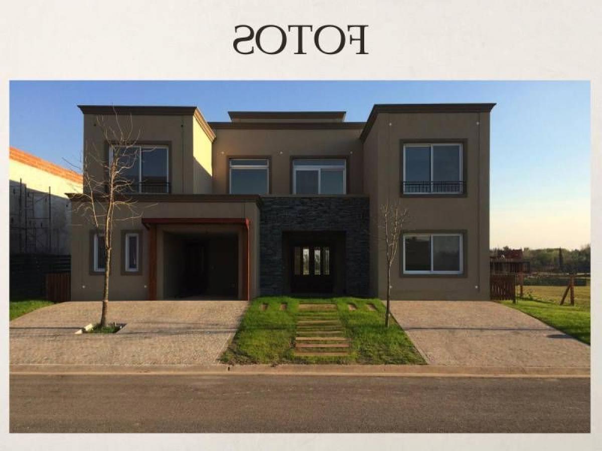 5 Schlafzimmer Haus in Tigre, Argentina, Nr. 1273