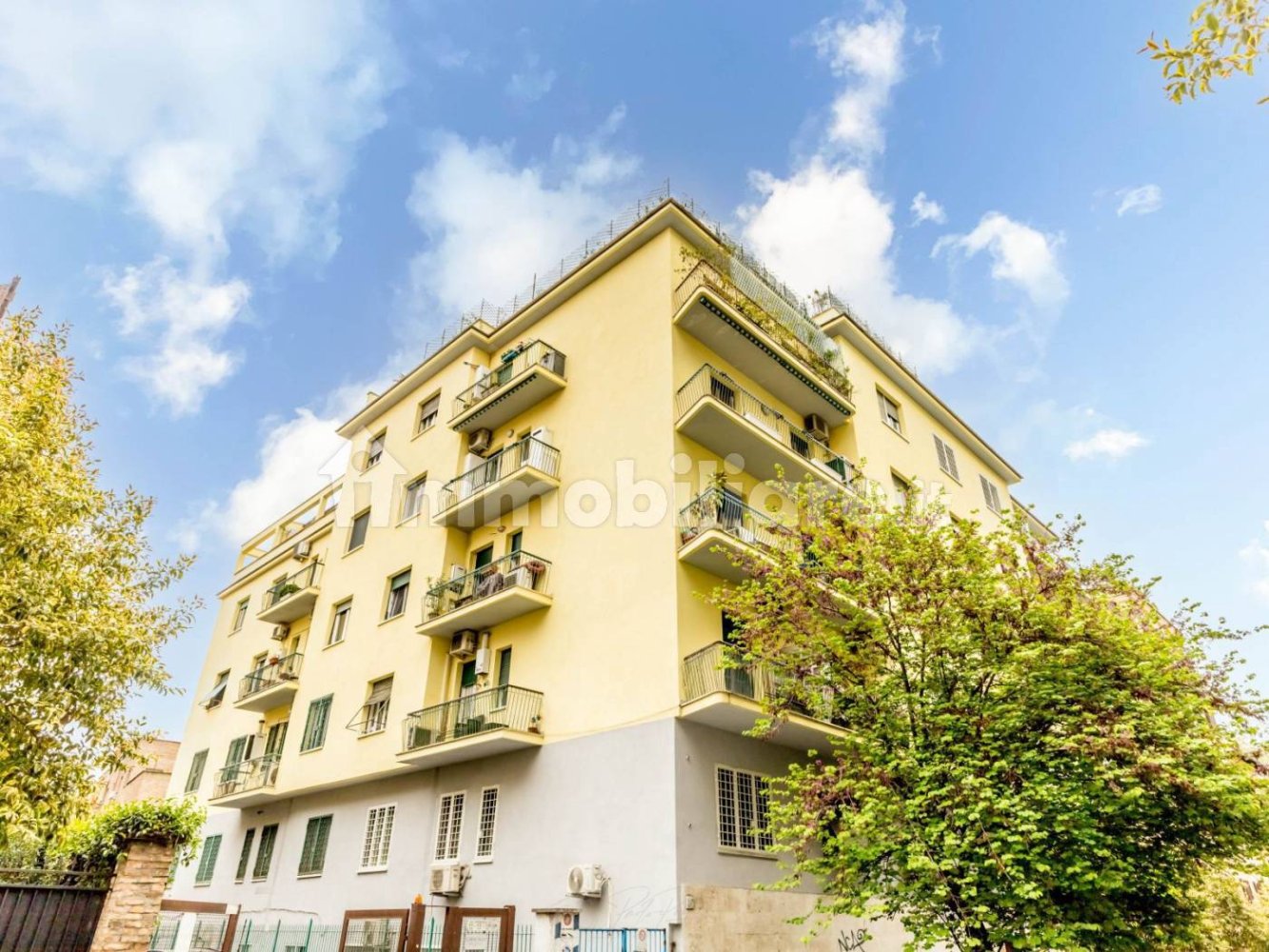 4 Schlafzimmer Wohnung in Rome, Italy, Nr. 338501