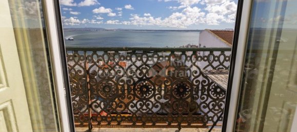 2 bedrooms Apartment in Lisbon, Portugal No. 98711 16