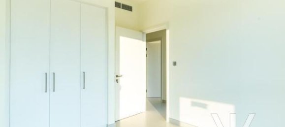 4 bedrooms Villa in Dubai South (Dubai World Central), UAE No. 20232 4