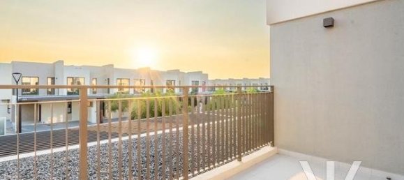 4 bedrooms Villa in Dubai South (Dubai World Central), UAE No. 20232 8