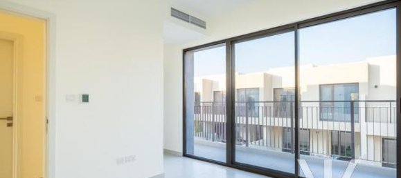 4 bedrooms Villa in Dubai South (Dubai World Central), UAE No. 20232 5