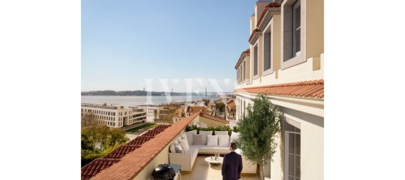 3 bedrooms Townhouse in Lisbon, Portugal No. 105219 3