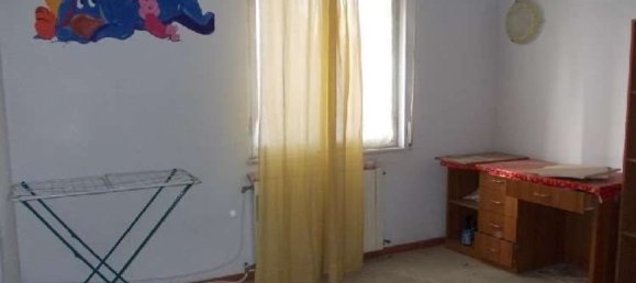 2غرفة شقة في Limbiate, Italy رقم 186879 6