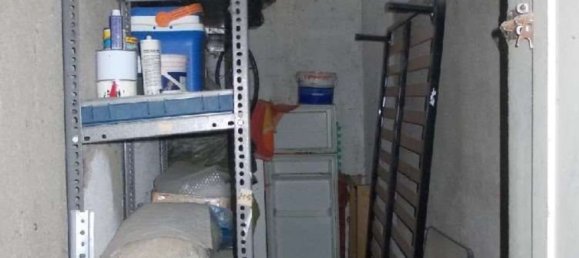 2غرفة شقة في Limbiate, Italy رقم 186879 30